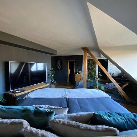 Private Wellness Suiten Mit Whirlpool Эссен Экстерьер фото